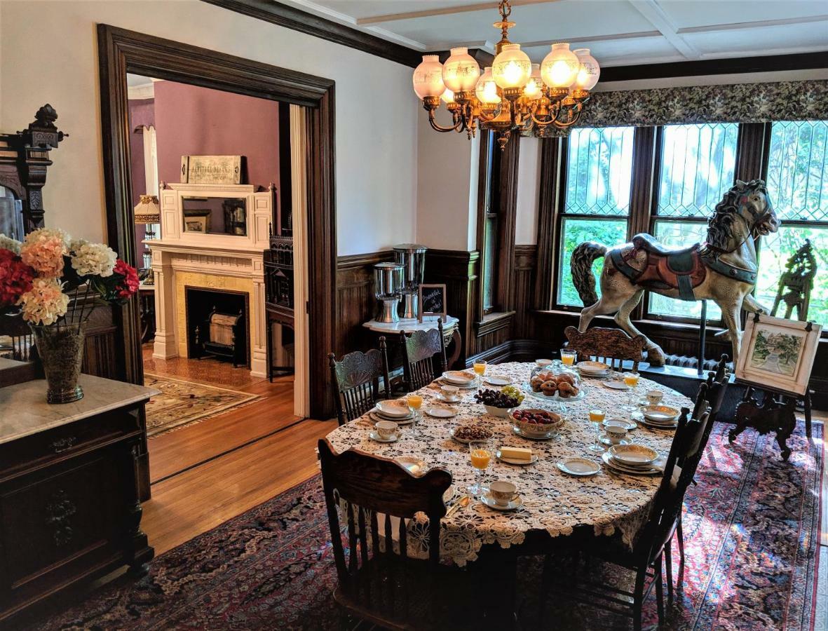 ساراتوغا سبرينغس، نيويورك Saratoga Dreams Bed And Breakfast المظهر الخارجي الصورة