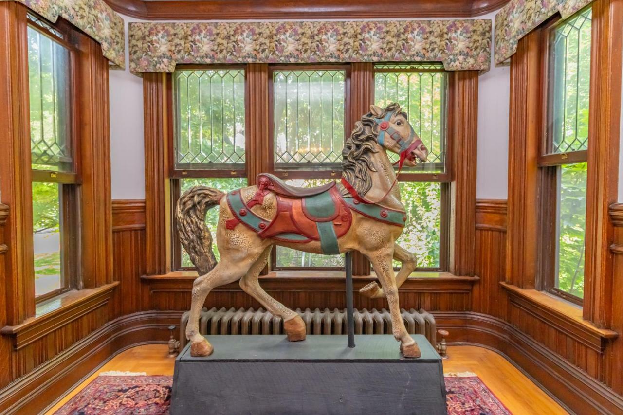 ساراتوغا سبرينغس، نيويورك Saratoga Dreams Bed And Breakfast المظهر الخارجي الصورة